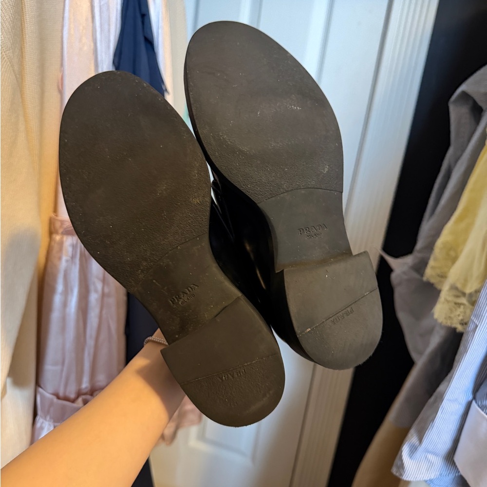 Prada Black Patent Leather women’s Loafers - Picture 5 of 14